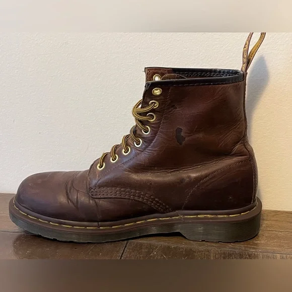 Dr. Martens Brown Leather Lace Up Boots Mens size 8 Women’s size 9 - Picture 4 of 11